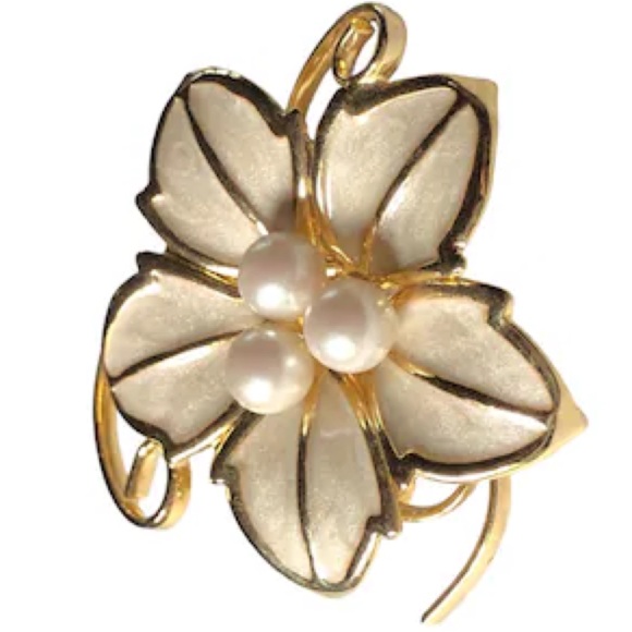 Vintage Brooch Ivory Enamel Pearl Gold Gilt MCM Estate Jewelry Flower Bud Pin - Picture 5 of 15